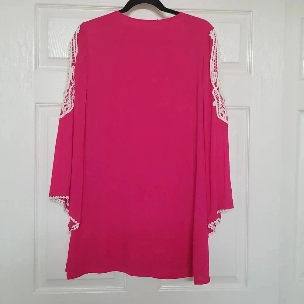 ADRIENNE | Pink peephole Dress - Picture 2 of 5